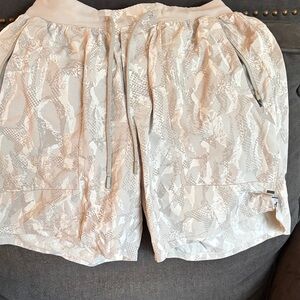 Lululemon Athletica Cream and Gray Athletic Shorts